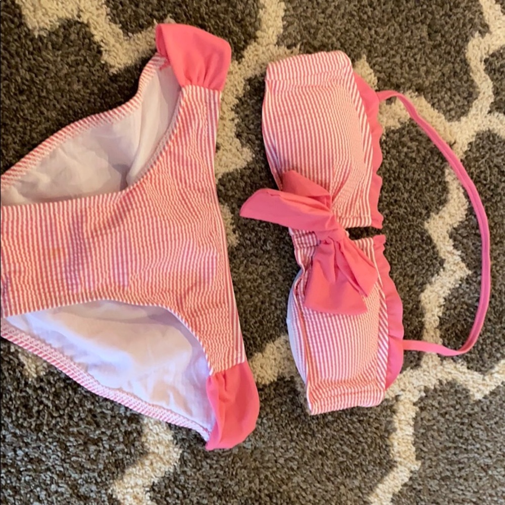 Super cute lauren james bikini top and bottoms